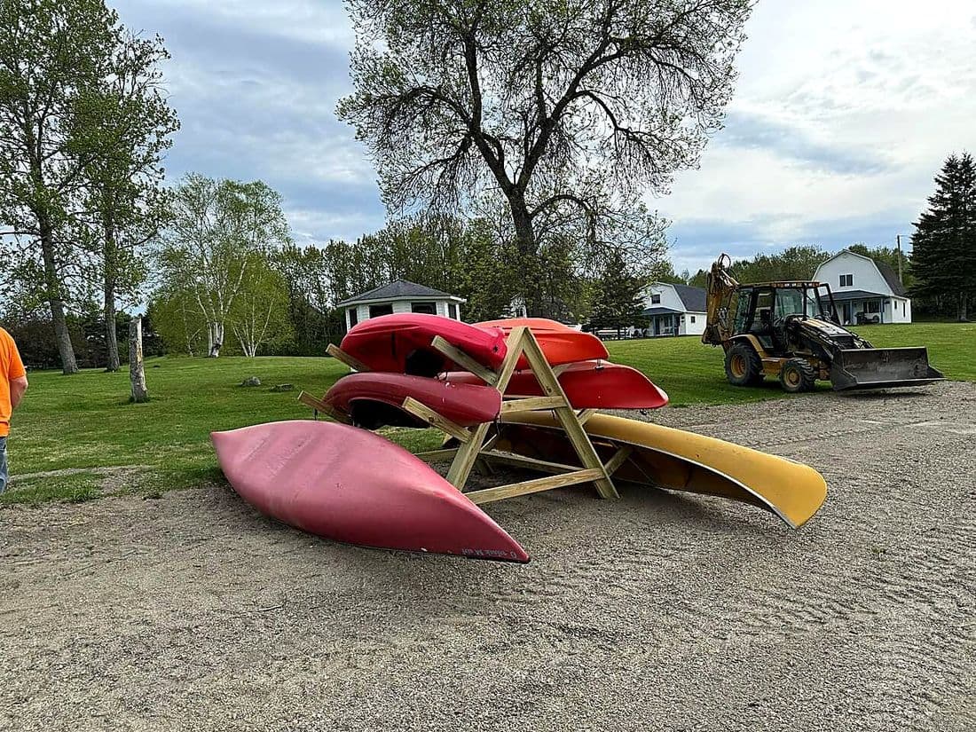 Take your pick at Eagles Landing Lakeside Cottages.
